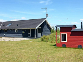 Quaint Holiday Home in R dby with Sauna, Kramnitse
